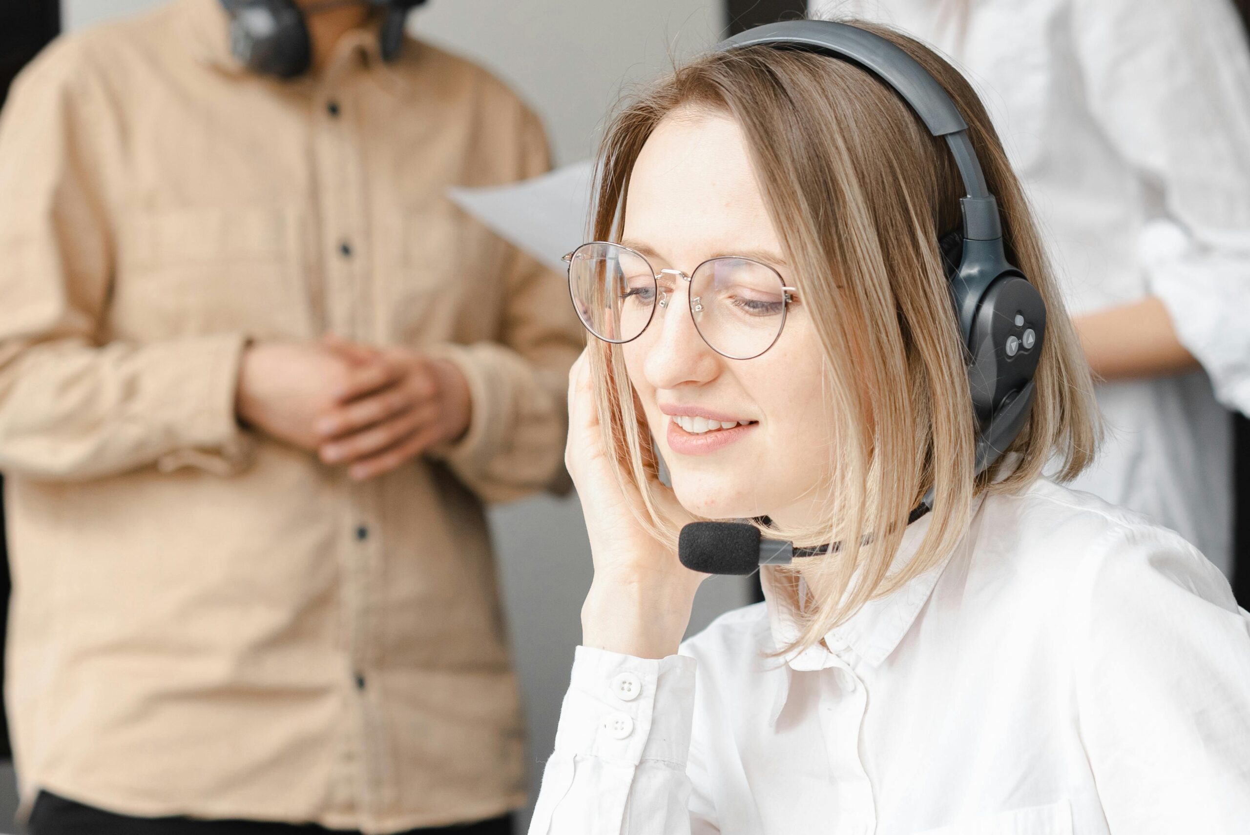 Manage human resource management information systems
