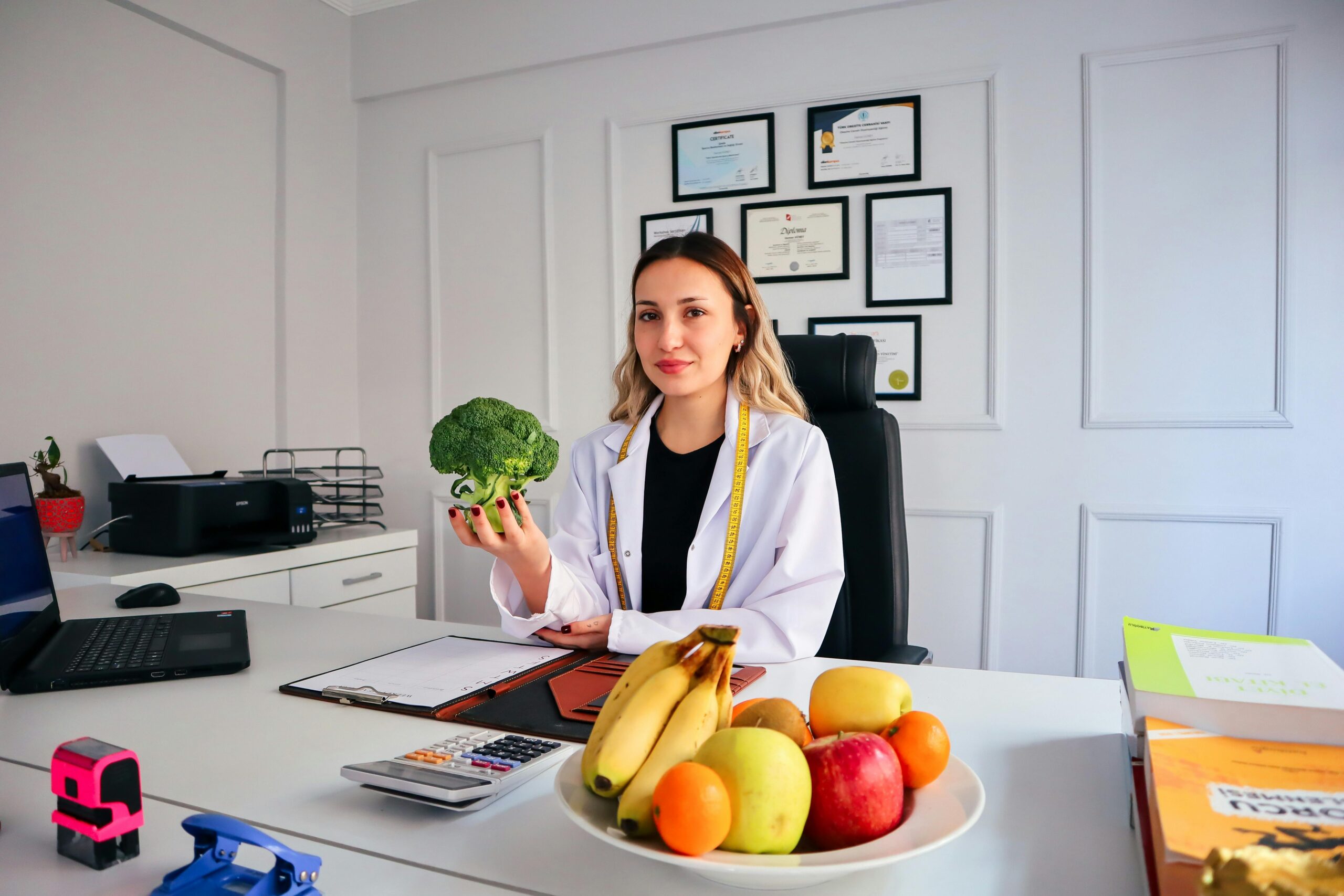 Support the provision of basic nutrition advice and education